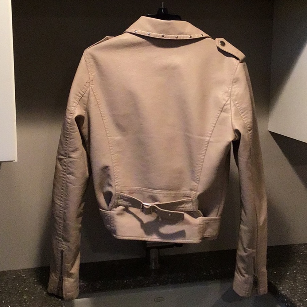 Motto women’s beige biker crop jacket - Picture 2 of 3